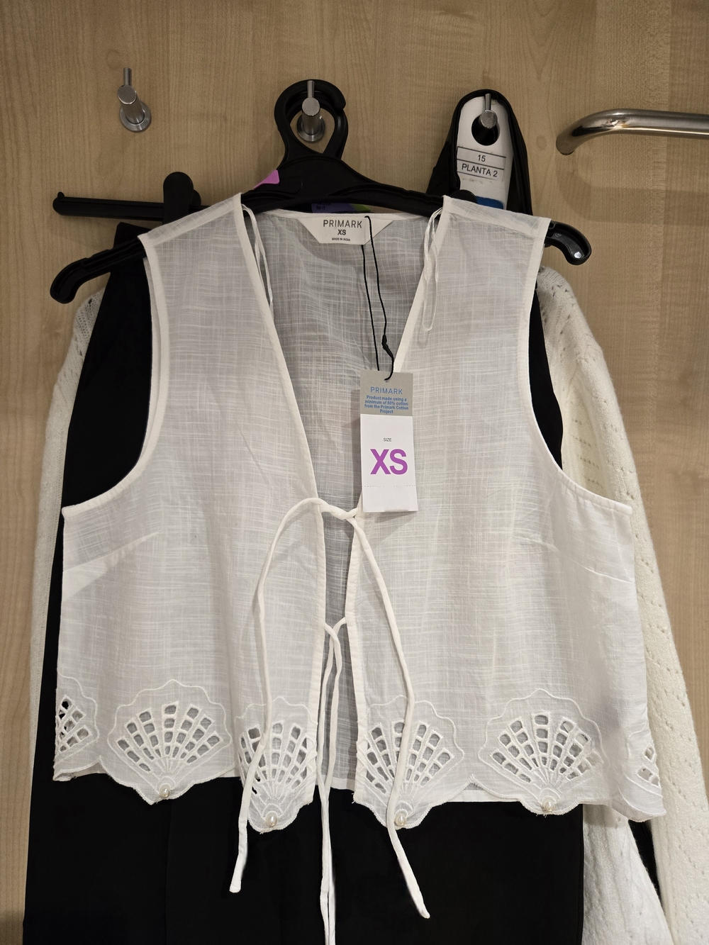 Primark white cotton shell cutout vest front tie V-neck tank top-brand new, XS